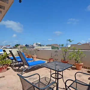 2* Hotel Boutique Delfin 5th Avenue
